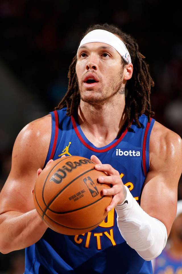 开云体育app-关键时刻NBA季后赛传出新动向；布鲁克林篮网篮板制胜；管理层表态：底气十足；阵容厚度经受考验的简单介绍