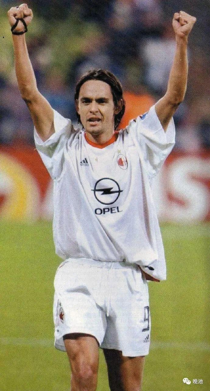 开云官方网站-葡超赛程吃紧，AC米兰今晨复出首秀，话题不断，团队化学反应显著(2024意甲佛罗伦萨对阵ac米兰最新消息)