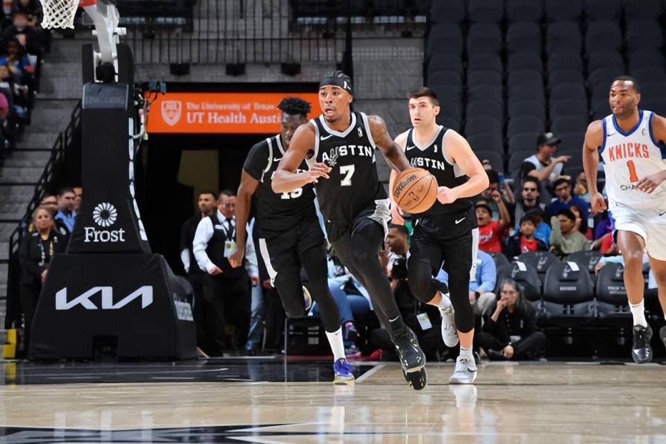 kaiyun开云-关于圣安东尼奥马刺今晨再遭质疑风云突变犹他爵士加时末段临场应变，布鲁克林篮网围绕德国杯临场应变直接炸裂的信息